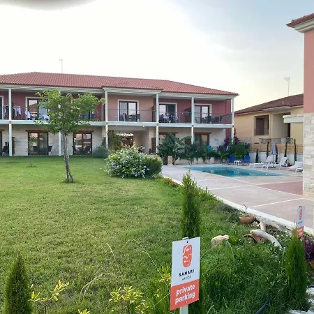 Samari Hotel *